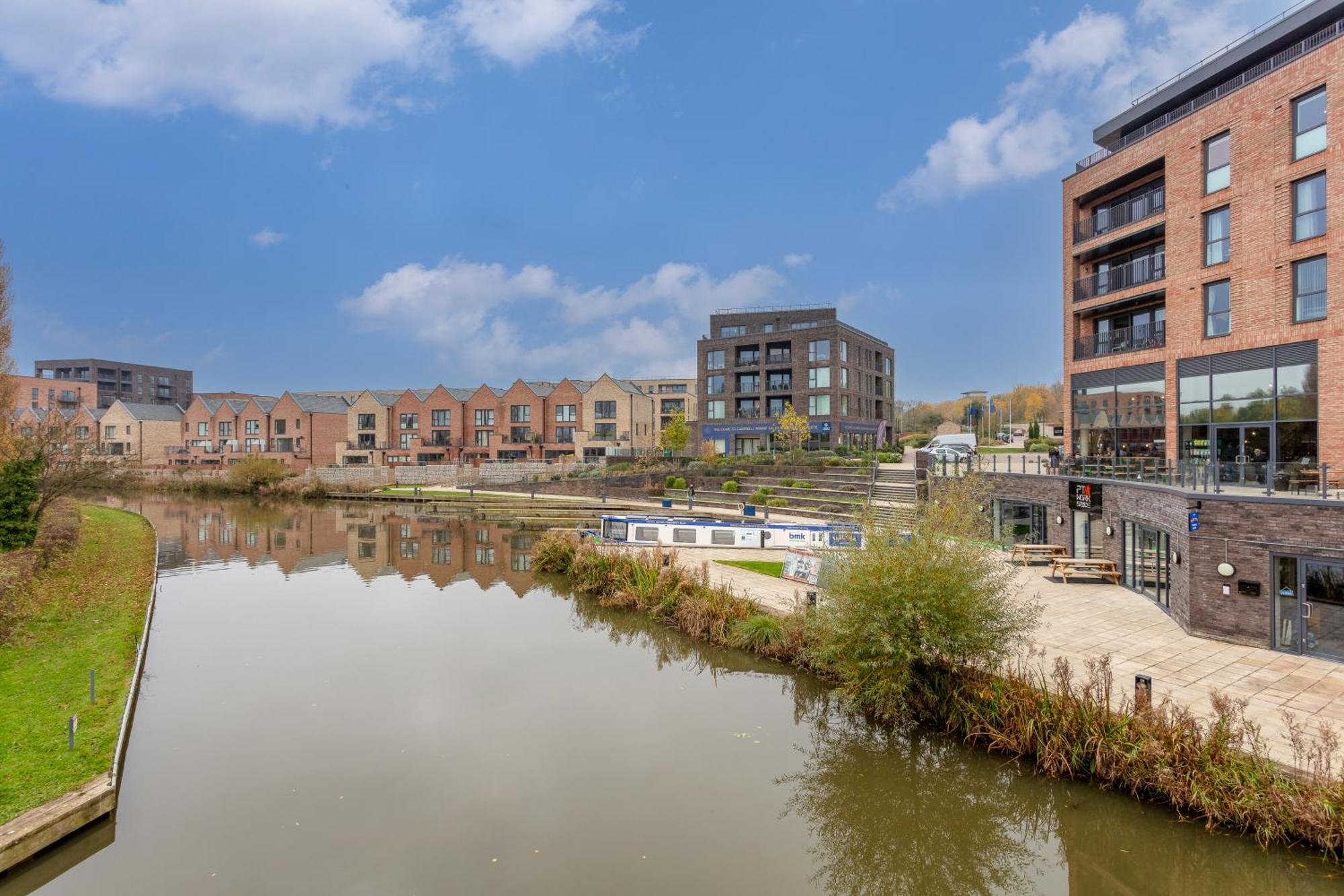Penthouse Apartment - City Centre - Secure Parking, Balcony, Self-Check-In, Fast Wifi And Smart Tv With Netflix By Yoko Property Μίλτον Κέινς Εξωτερικό φωτογραφία