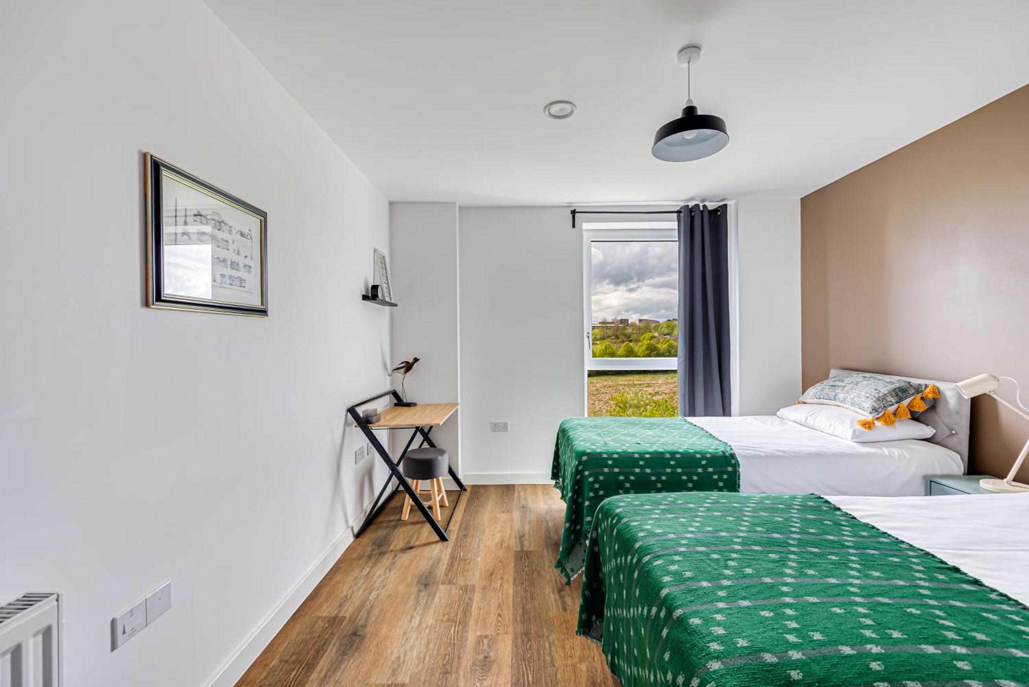 Penthouse Apartment - City Centre - Secure Parking, Balcony, Self-Check-In, Fast Wifi And Smart Tv With Netflix By Yoko Property Μίλτον Κέινς Εξωτερικό φωτογραφία
