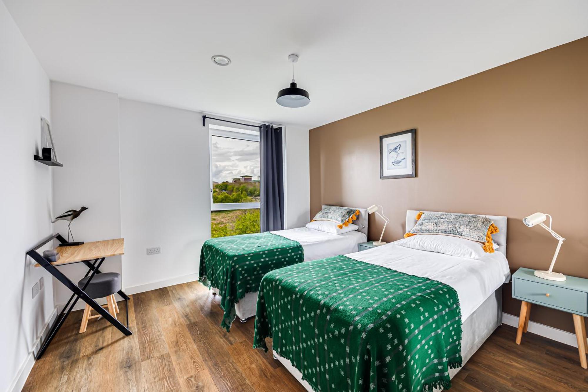 Penthouse Apartment - City Centre - Secure Parking, Balcony, Self-Check-In, Fast Wifi And Smart Tv With Netflix By Yoko Property Μίλτον Κέινς Εξωτερικό φωτογραφία